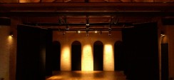teatro_dimora_interno_scenailluminata